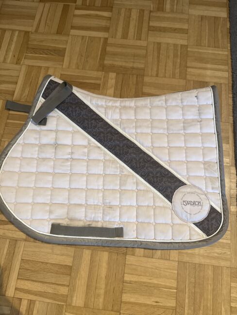 Eskadron Powderrose VS, Bella, Dressage Pads, Düsseldorf