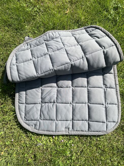 Eskadron Reflexx Schabracke reflektierend grau Dressur, Eskadron  Reflexx, Charly, Dressage Pads, Spelle, Image 3
