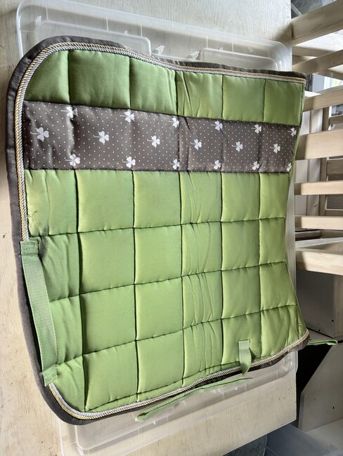 Eskadron Schabrake, Eskadron, Mareike, Dressage Pads, Bad Harzburg
