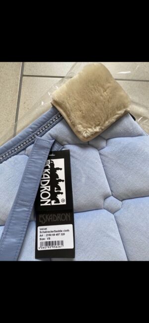 Eskadron Schabracke + Bandagen, Eskadron Velvet Skyblue, Bianca , Dressage Pads, Bedburg, Image 2