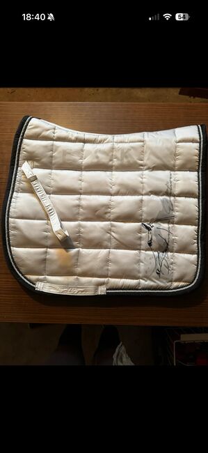 Eskadron Schabracke, Eskadron, Anna Bunzendahl , Dressage Pads, Trendelburg