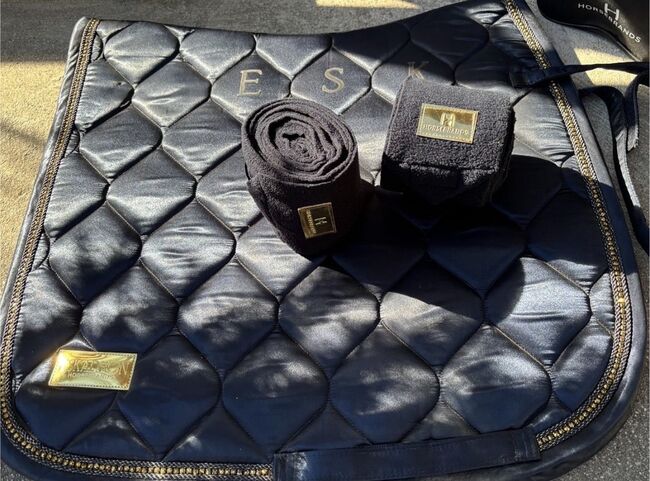 Eskadron Schabracke (Limited Edition Adventskalender), Nia, Dressage Pads, Freilassing