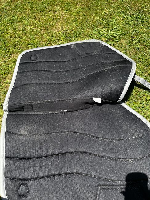 Eskadron Set Schabracke mit Fliegenohren, Eskadron, Philippa Strobl, Dressage Pads, Erlangen, Image 7