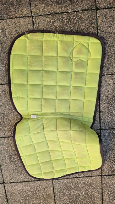 Eskadron Schabracke DL Nici Bandagen + Gamaschen, Eskadron  Nici Herbst/Winter 2015, Sarah , Dressage Pads, Mücheln, Image 3