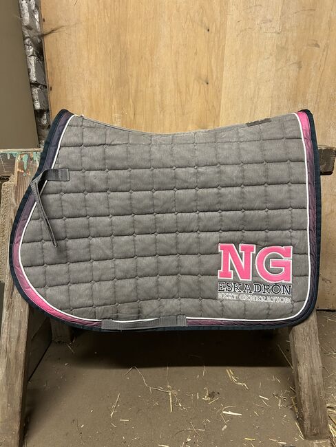 Eskadron Schabracke, Eskadron , LF, Dressage Pads, Schönberg