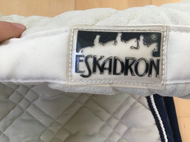 Eskadron Schabracke, weiß, Pony, Eskadron, Carla Metze, Dressage Pads, Gräfelfing