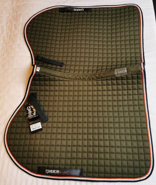 Schabracke Eskadron, VS, Eskadron  204 74 41 19 , Selina , Dressage Pads, Schlieben, Image 4