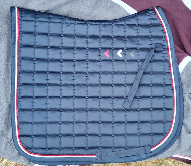 Eskadron Schabracke  crystal DL navy mit glitzer Steinen Logo gebraucht, Eskadron  Crystal, Bettina Behrend , Schabracken, Neu-Eichenberg, Abbildung 3