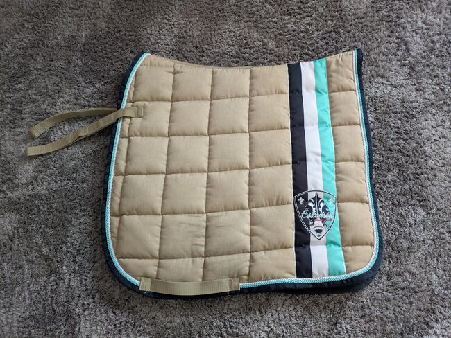 Eskadron Schabracke DR Full WB beige, Eskadron , Laura , Schabracken, Essen