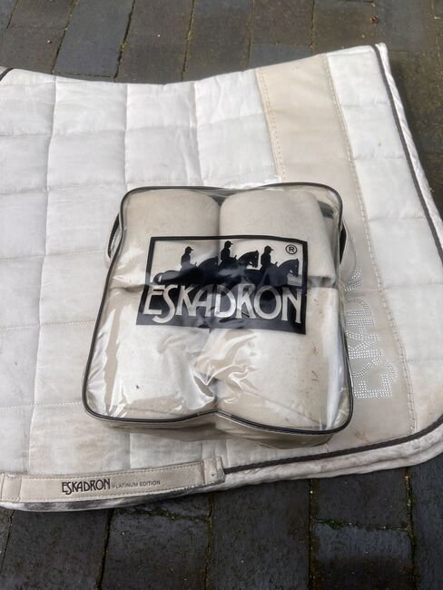 Eskadron Set Creme, Eskadron , Pia B., Dressage Pads, Ahrensburg , Image 6