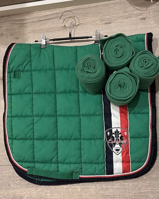 Eskadron Set (Dressur Schabracke & Bandagen), Eskadron, Birgit, Dressage Pads, Erftstadt