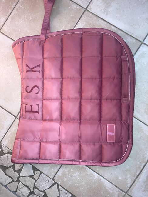 Eskadron Set in Rouge, Eskadron , Georgina Voßwinkel, Dressage Pads, Neuss, Image 2