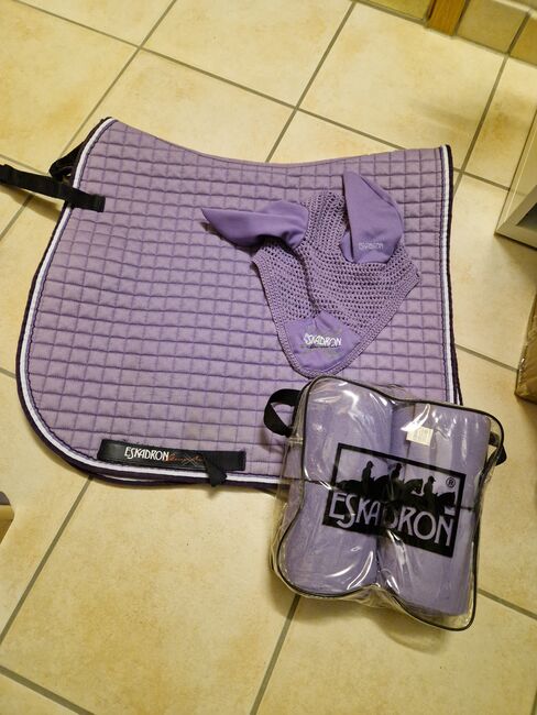 Eskadron Set light lila, Eskadron , Jennifer , Dressage Pads, Pfaffen-Schwabenheim