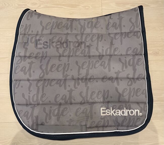 Eskadron Set -Ride.Eat.Sleep.Repeat- in essential gray, Eskadron, Birgit, Dressage Pads, Erftstadt, Image 4