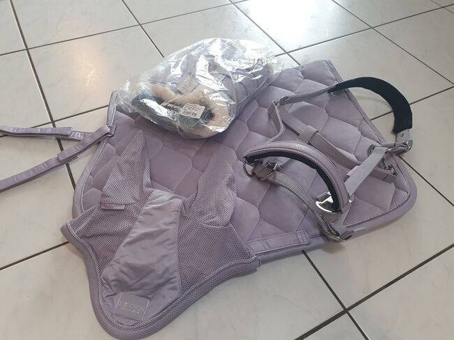 Eskadron Set Silk purple überwiegend neu, Kiki, Dressage Pads, Burgwedel