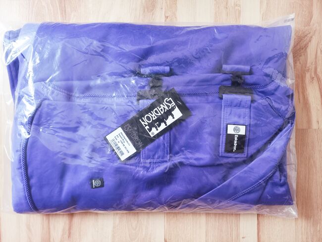 Eskadron Abschwitzdecke 135 cm M purple Dynamic Dura Emblem, Eskadron Dynamic Dura Emblem  Abschwitzdecke Dura Emblem , Pferdefreund, Horse Blankets, Sheets & Coolers, Priesendorf