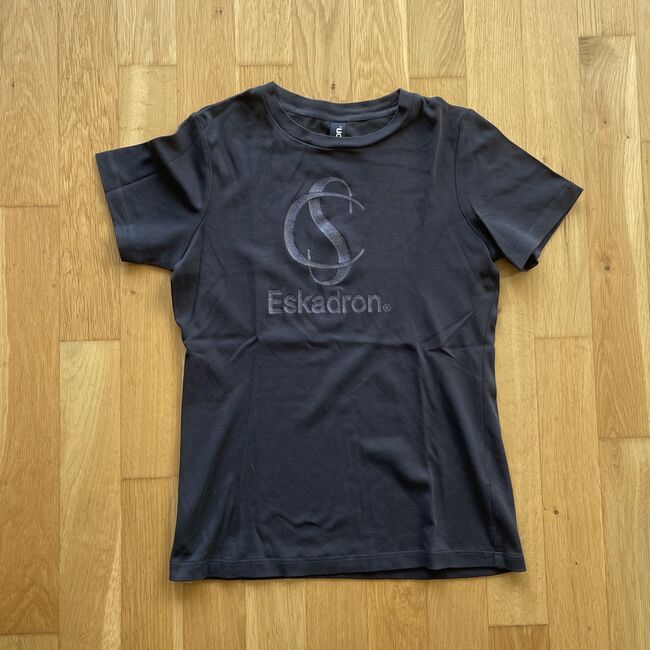 Eskadron T-Shirt, Eskadron, Nadine Piechowski, Shirts & Tops, Berlin