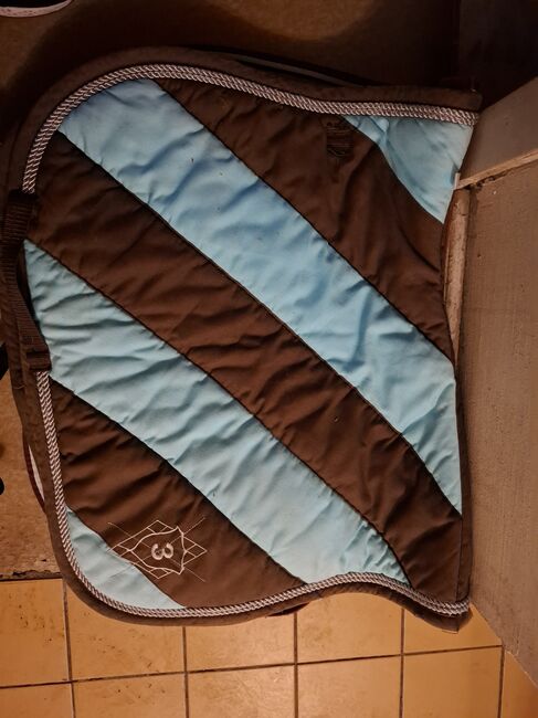 Eskadron VS Schabracke, Eskadron, Isabel, Dressage Pads, Warin