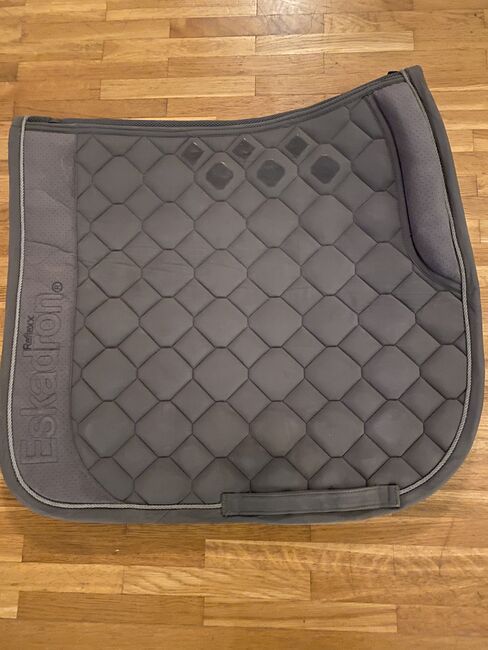 Eskadron WB DR Softshell, Eskadron  Classic 2020, Svenja Haas, Dressage Pads, Fernwald