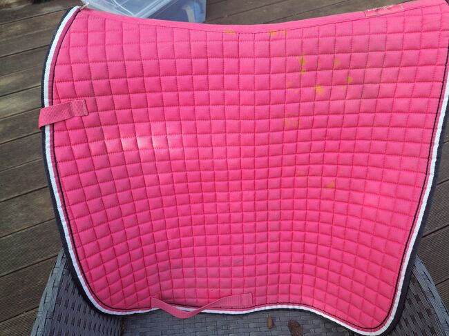 Eskadron Schabracke DR mit Bandagen in pink, Eskadron, Christine H., Dressage Pads, Willich, Image 3