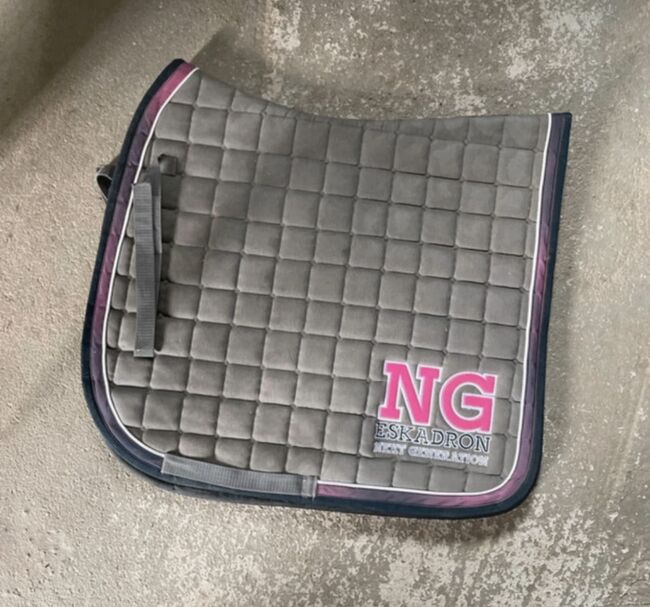 Eskadron Schabracke, Eskadron, Lena Kaballo, Dressage Pads, Kleinmaischeid