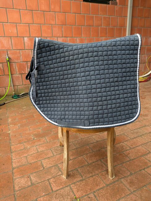 Eskadron Schabracken, Springen, VS, Eskadron, Anna Becker, Dressage Pads, Schwanewede, Image 5