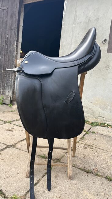 Euroriding Achat Dressursattel 17 Zoll 32KW, Euroriding Achat, Amy Stege, Dressage Saddle, Bielefeld, Image 2