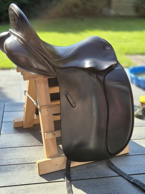 Euroriding Diamant 17'', Euroriding Diamant, Finja, Dressage Saddle, Niebüll, Image 3