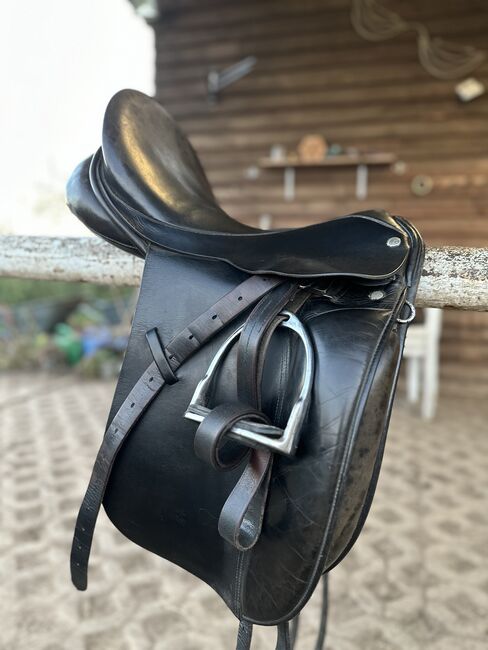 Euroriding „Diamant“ Dressursattel 17 Zoll, Euroriding Diamant, Karo, Dressage Saddle, Kleinmachnow, Image 3