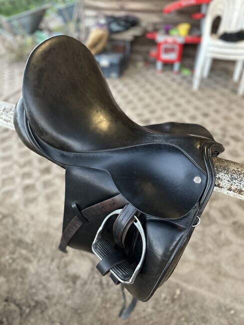 Euroriding „Diamant“ Dressursattel 17 Zoll, Euroriding Diamant, Karo, Dressage Saddle, Kleinmachnow, Image 6