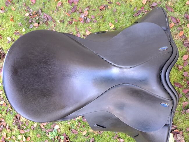 Euroriding Diamant, Euroriding  Diamant Blauer Knopf, Celine Novy, Dressage Saddle, Georgensgmünd, Image 5