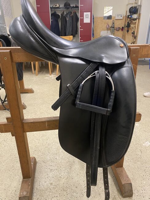 Euroriding Diamant Dressur 18 Zoll, Euroriding  Diamant Dressur , Tiffany Schramm , Dressage Saddle, Eberswalde , Image 4