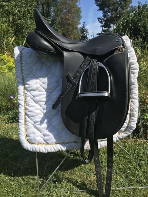 Euroriding Diamant Fit 3 17“, Euroriding , Christiane Schultheiß , Dressage Saddle, Böhl-Iggelheim , Image 3