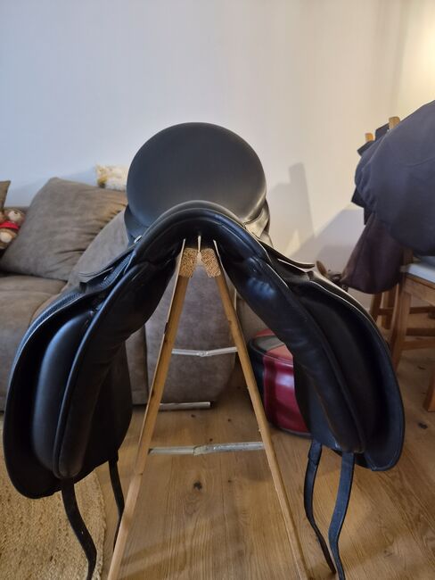 Euroriding Dressursattel, Euroriding Diamant, Raffaella Ruvio, Dressage Saddle, Gomaringen