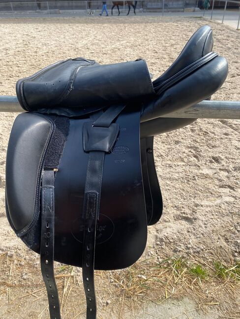 Euroriding Emilio Dressur Sattel by Prestige doubliert schwarz + 2cm Kissen, Euroriding Dressursattel, Anja Burkard , Dressage Saddle, Speyer, Image 7