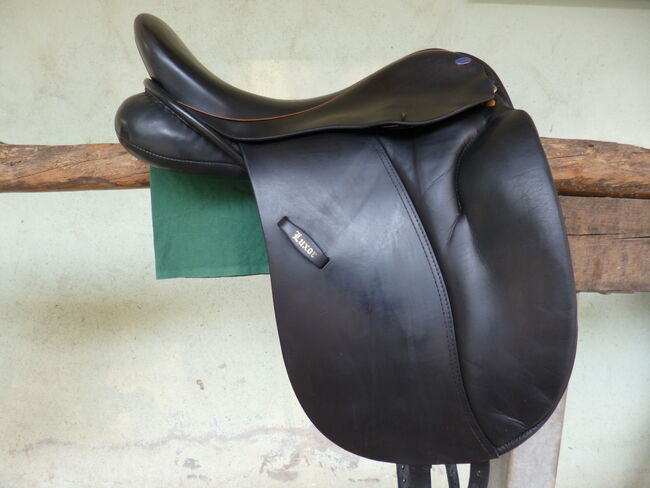 EURORIDING LUXOR DRESSURSATTEL 17" Spring tree flexible gebraucht, EURORIDING LUXOR Spring tree / flexible points / 17 Zoll, D. Winkler , Dressage Saddle, Bindlach