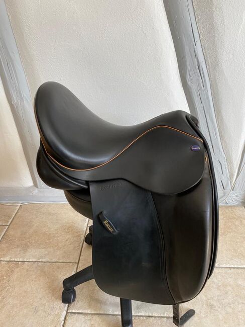 Euroriding Luxor Dressursattel 17/ 34 KW, Euroriding Luxor Evolution, Spring Tree , Flex Points , Sabrina K. , Dressage Saddle, Fürstenberg , Image 5