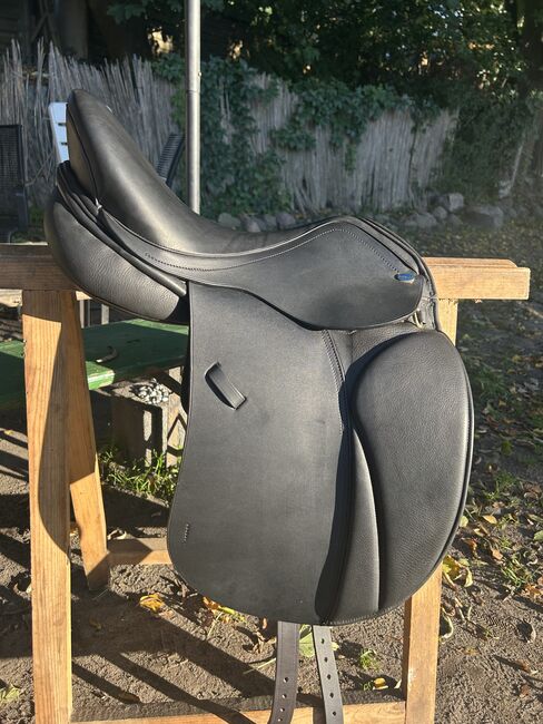 Euroriding Opal Sensitiv 16,5, Euroriding Opal Sensitiv, Gabriel, Dressage Saddle, Berlin