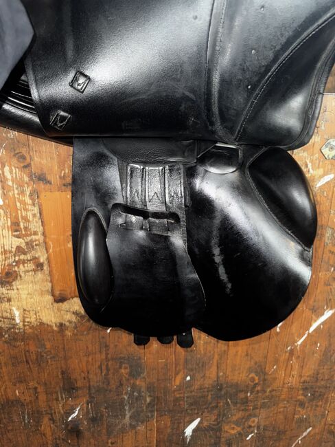 Euroriding Roberto 17/32N7G – Schwarz (Nero), Euroriding Roberto Euroriding Roberto 17/32N7G, Chereese , Jumping Saddle, Wurster Nordseeküste , Image 4