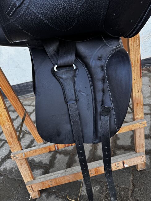 Euroriding Romulus Dressur 17Zoll Medium, Euroriding Romulus, Lisa, Dressage Saddle, Kirchhundem , Image 6