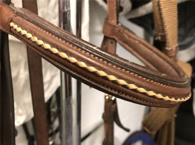 Euroriding Trense vers. braun Töne mex., Euroriding , C. O'Connor, Bridles & Headstalls, Bielefeld 