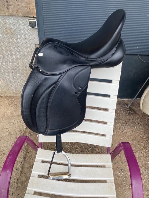 Vielseitigkeitssattel, Horse and Passion  Seriennummer 4083, Saskia , Lambskin Pad, Uhldingen-Mühlhofen 