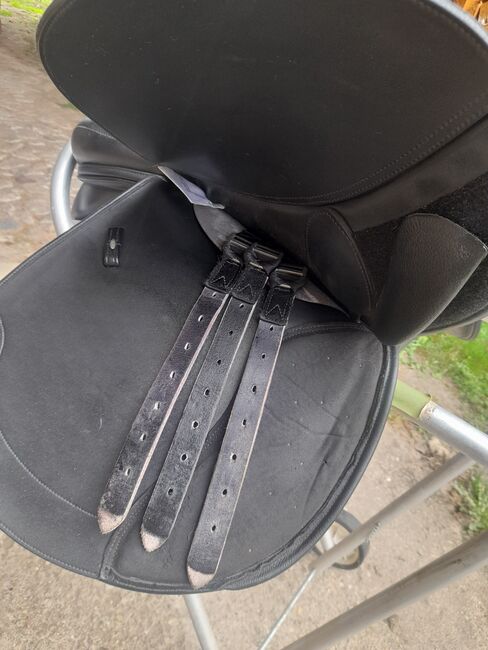 Vielseitigkeitssattel Letek 18 Zoll, Leder/Kunstleder, Letek/ Tekna, Vanessa Müller , All Purpose Saddle, Salzwedel OT Eversdorf, Image 6