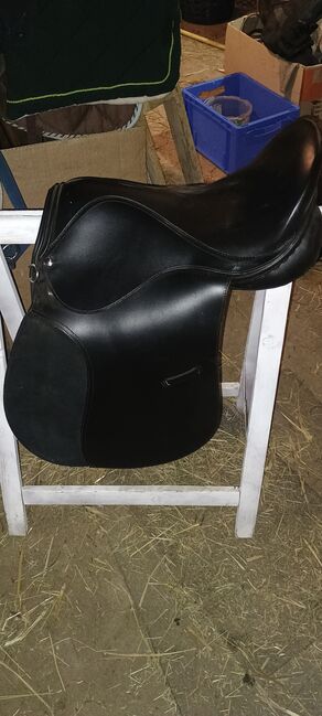 Vielseitigkeitssattel - NEU - Breite Kammer Haflinger/Kaltblut co., Kristin Hilf , All Purpose Saddle, Pommelsbrunn, Image 2