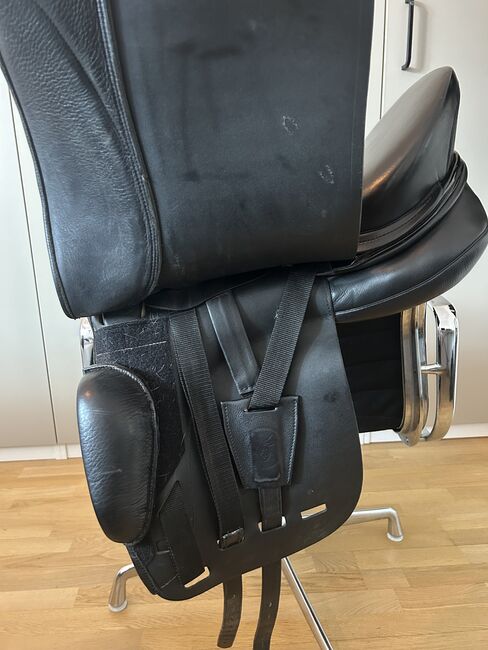 Fabian Greinert Dressursattel Sitzgröße 17“ / Kammerweite 28“, Fabian Greinert Fabian Greinert Dressursattel, Felicia Honsel, Dressage Saddle, Düsseldorf , Image 7