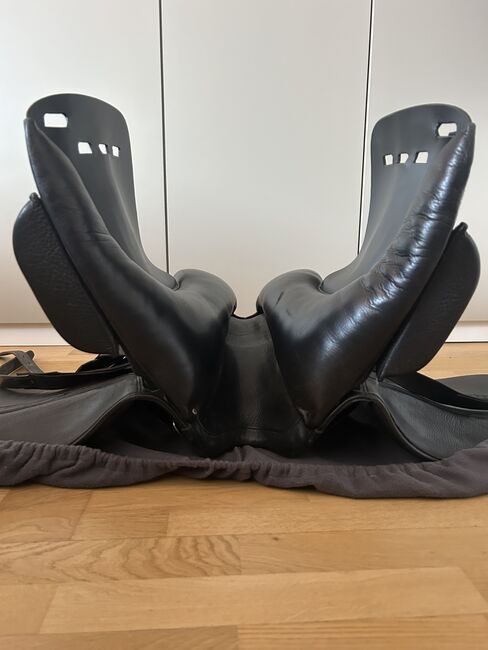 Fabian Greinert Dressursattel Sitzgröße 17“ / Kammerweite 28“, Fabian Greinert Fabian Greinert Dressursattel, Felicia Honsel, Dressage Saddle, Düsseldorf , Image 9