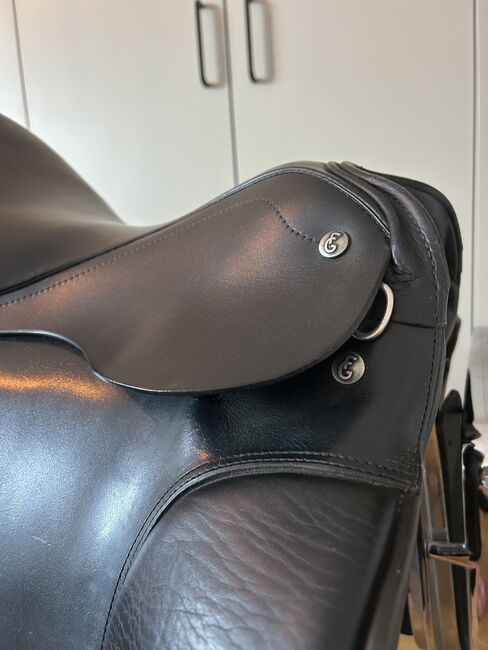 Fabian Greinert Dressursattel Sitzgröße 17“ / Kammerweite 28“, Fabian Greinert Fabian Greinert Dressursattel, Felicia Honsel, Dressage Saddle, Düsseldorf , Image 4