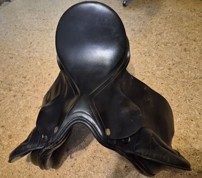 Vielseitigkeitssattel Jorges Canaves Saphir, Sitzfläche 17,5, Jorges Canaves  Saphir , Katja, All Purpose Saddle, Buch