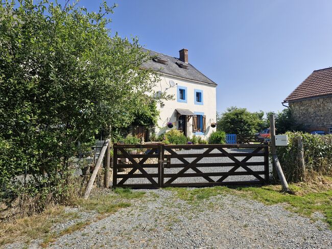 Farmhouse, with attached barn, outbuilding and land, Anne Aspley-Bagwell , Equestrian Properties, Domeyrot 