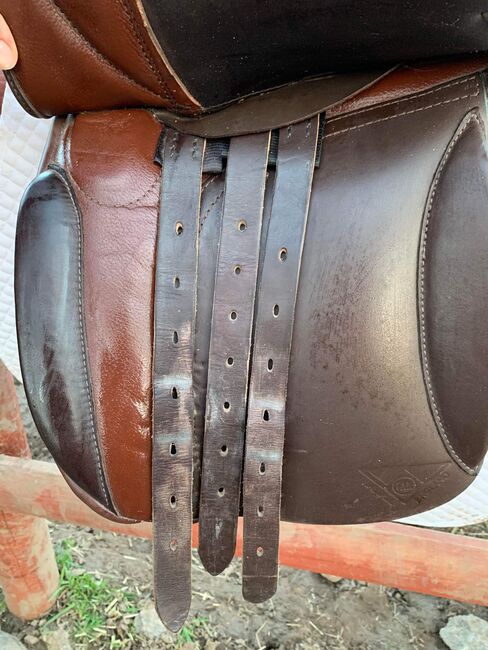 Farringtons Dark Brown Leather Saddle 17.5", Farringtons, Saphron , Vielseitigkeitssattel (VS), Hatchmere, Abbildung 2